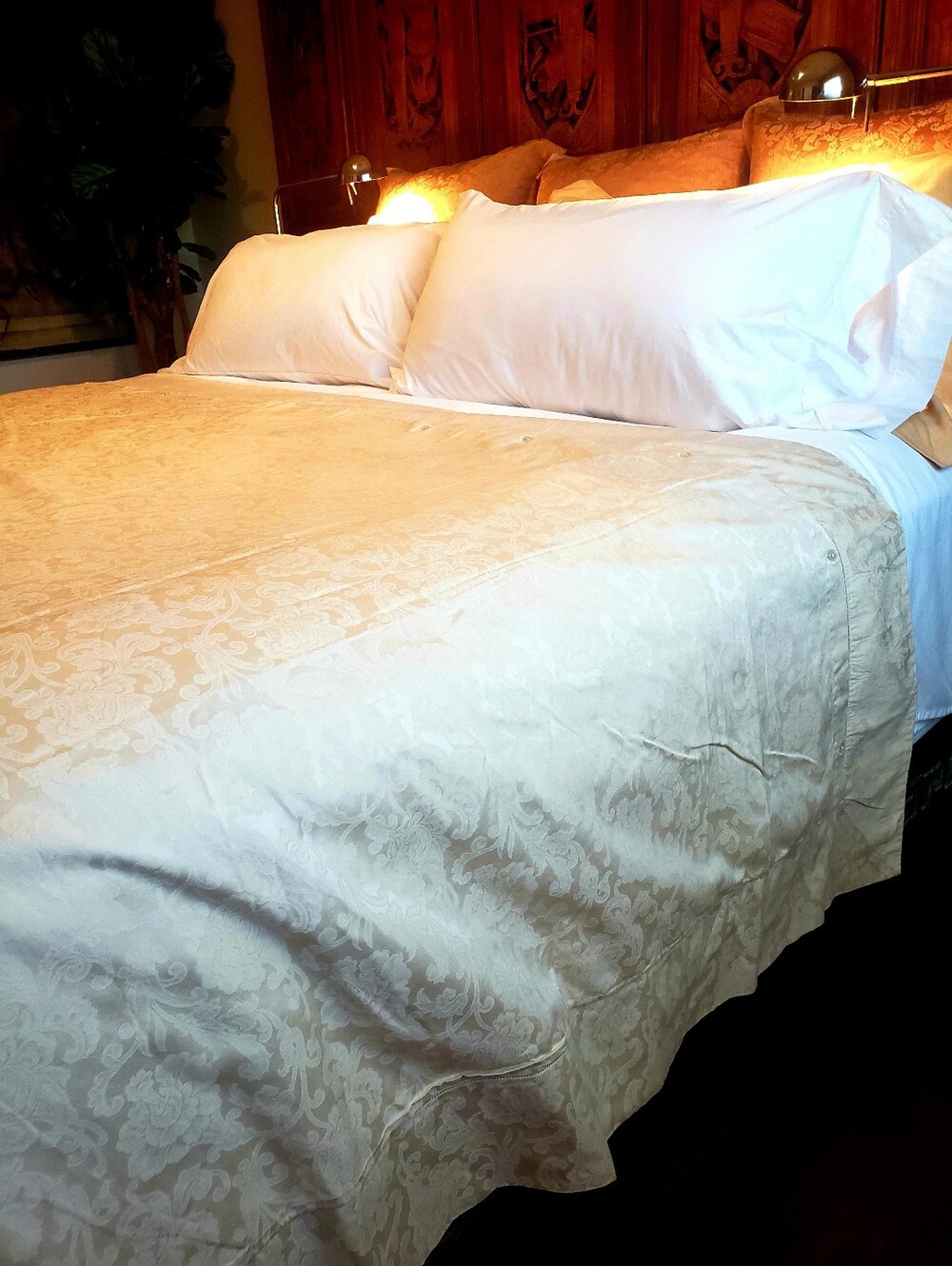Inchini luxury Italian King Duvet